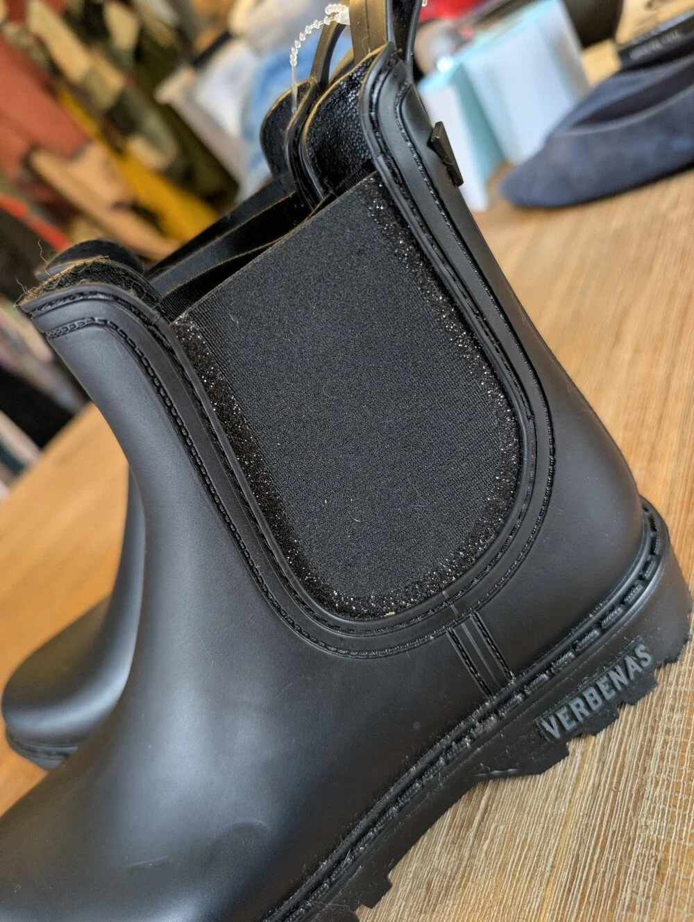 Verbenas Gaudi Black Rubber Chelsea Rain Boots w/ Glitter- Size EU 38 / US 7.